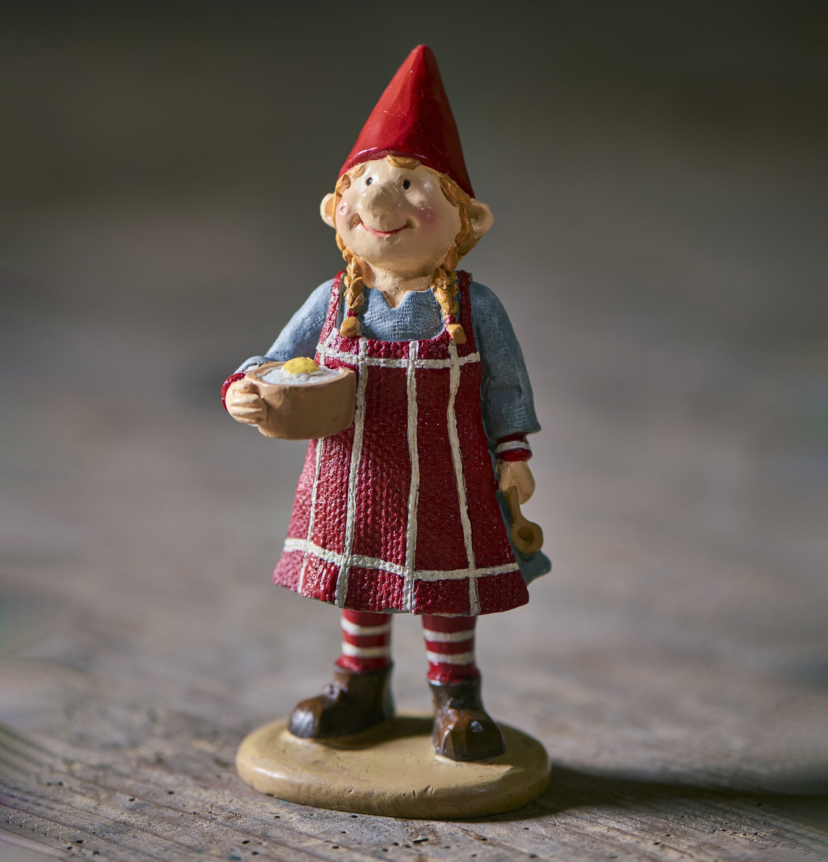 Tomte Agnes Med Grötskål IB Laursen Statyer, statyetter, figuriner för inomhusbruk eller altaner Ballerinor