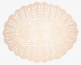 Foto: Ovalt virkat bordsunderlägg i beige spetsmönster