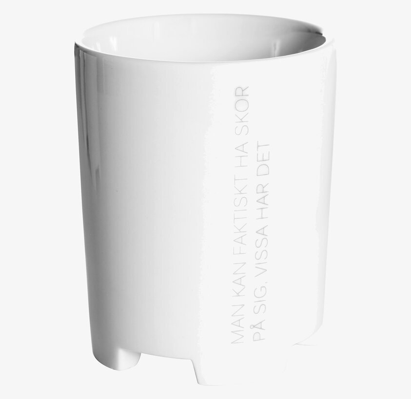 Mugg Citat Skor från Ernst i porslin med vertikalt citat