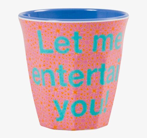 Mugg Let Me Entertain från Rice med färgstark design