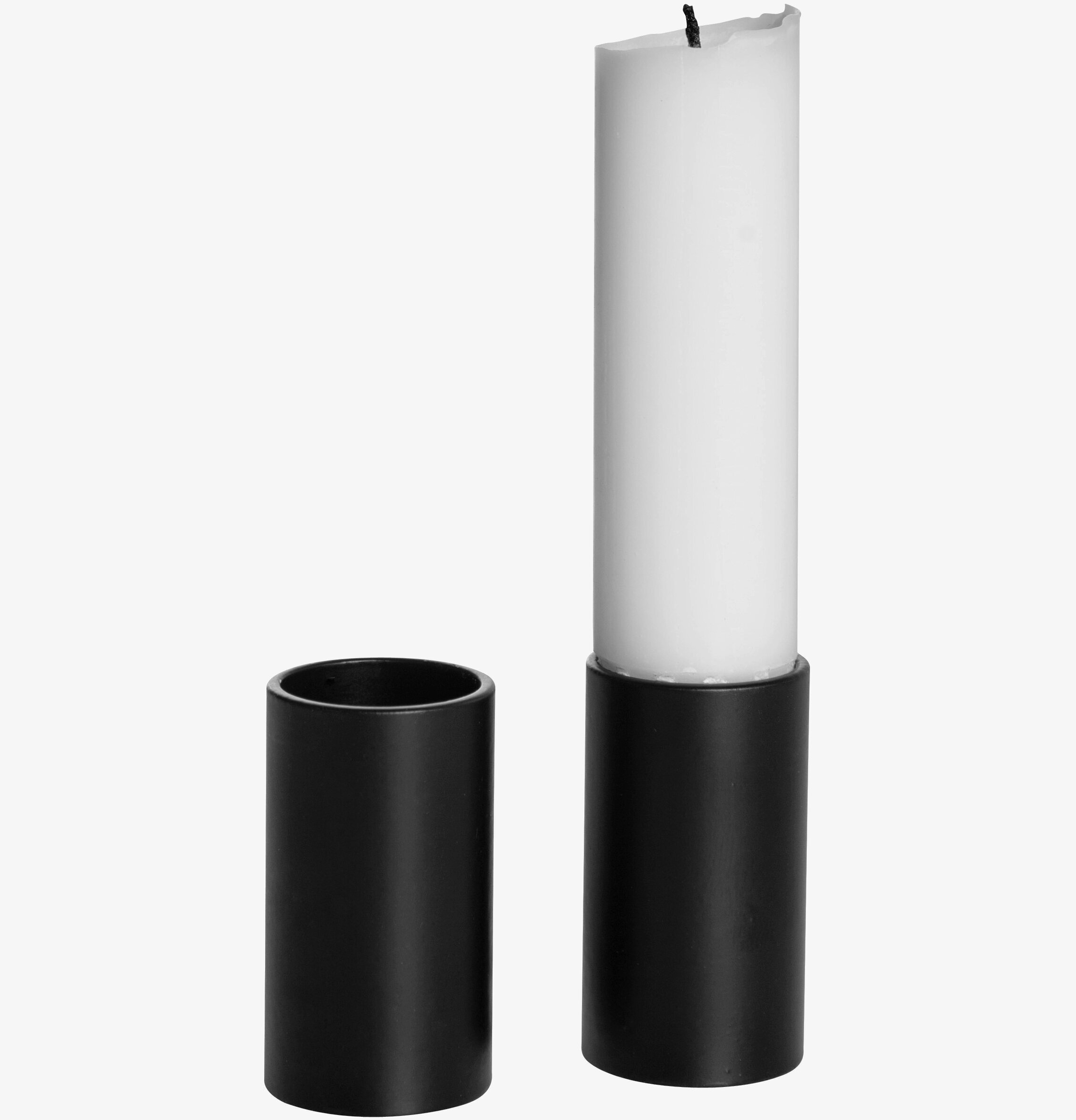 Ljusstump Mellan Svart från Ernst, minimalistisk ljushållare