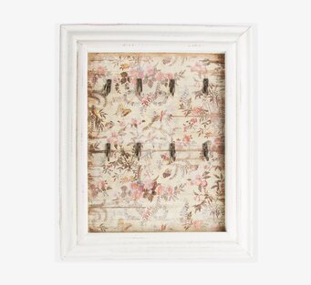 Smyckestavla från Sass & Belle med vintage blommönster