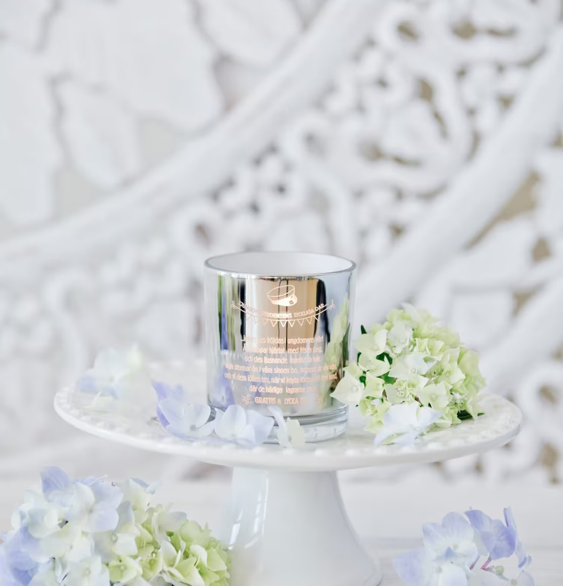 Student - Majas Cottage ljus från Majas Cottage med blommor