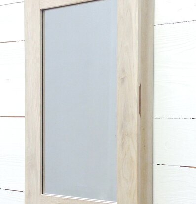 Bild av elegant och funktionellt nyckelskåp i träfinish