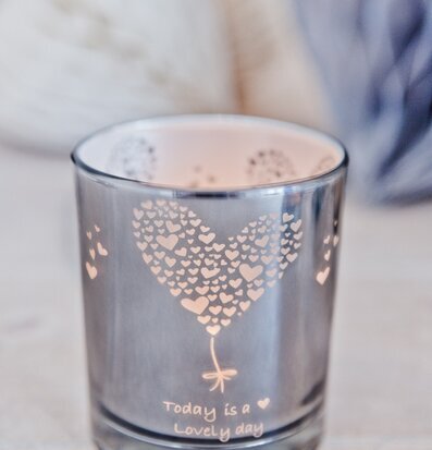 Heart Ballon - Majas Cottage från Majas Cottage på trämöbel