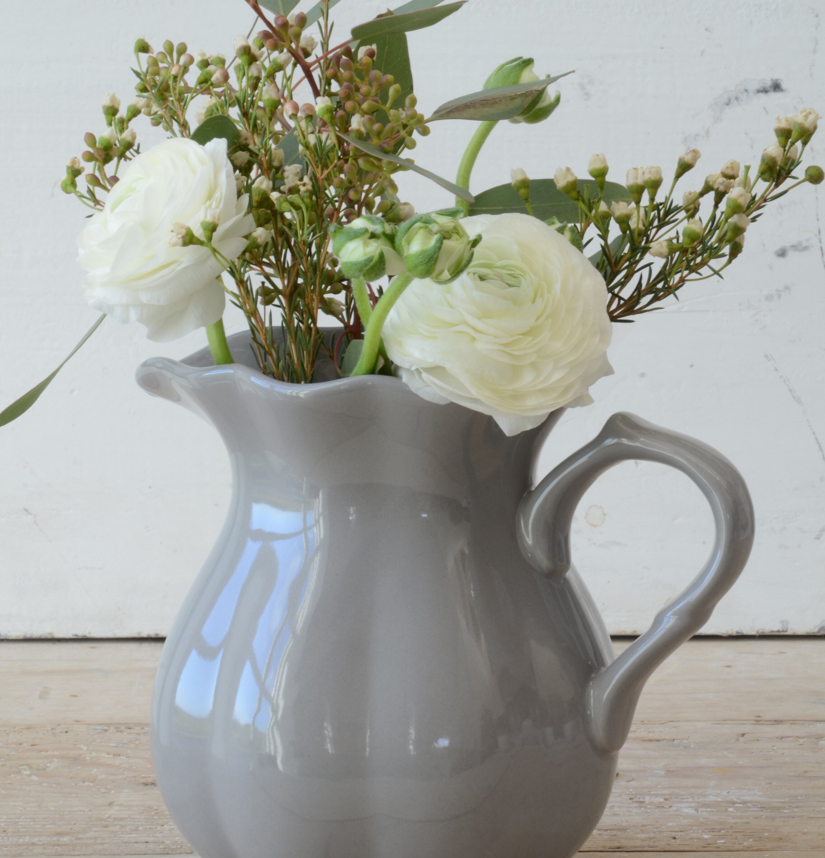 Kanna Liten Mynte French Grey från IB Laursen med blommor