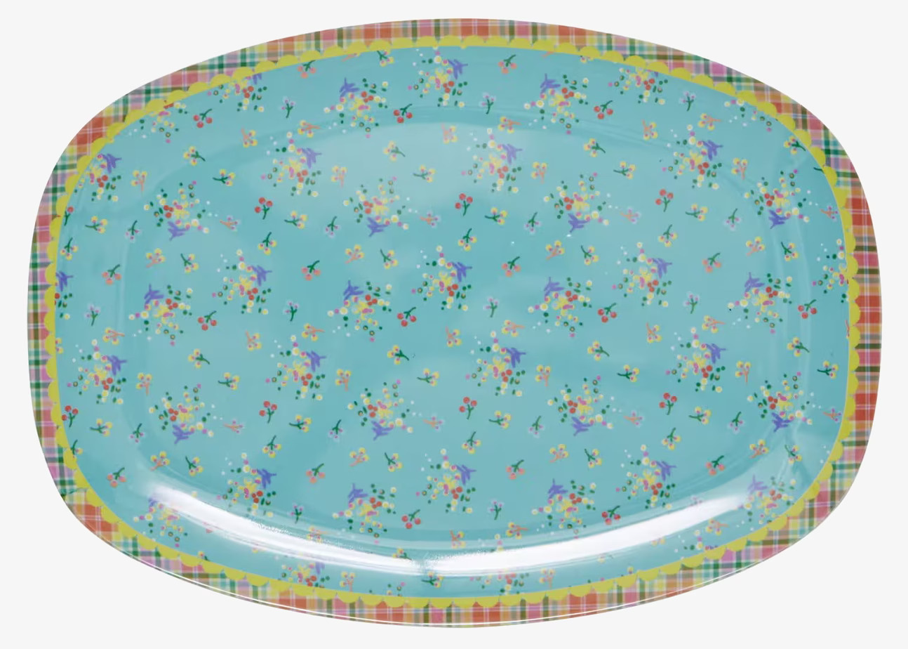 Tallrik Aqua Blommor från Rice med färgglada blommor