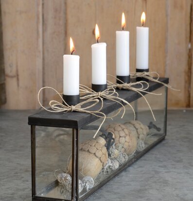 Ljusstake Adventsbox från IB Laursen med tända ljus