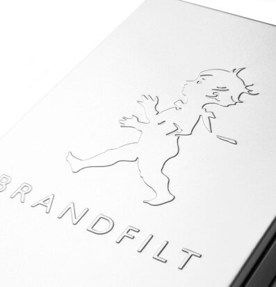 Brandfilt Silver från Solstickan i stilren förvaringsbox