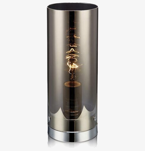 Storm Bordslampa Krom 12 från Markslöjd i studioinställning