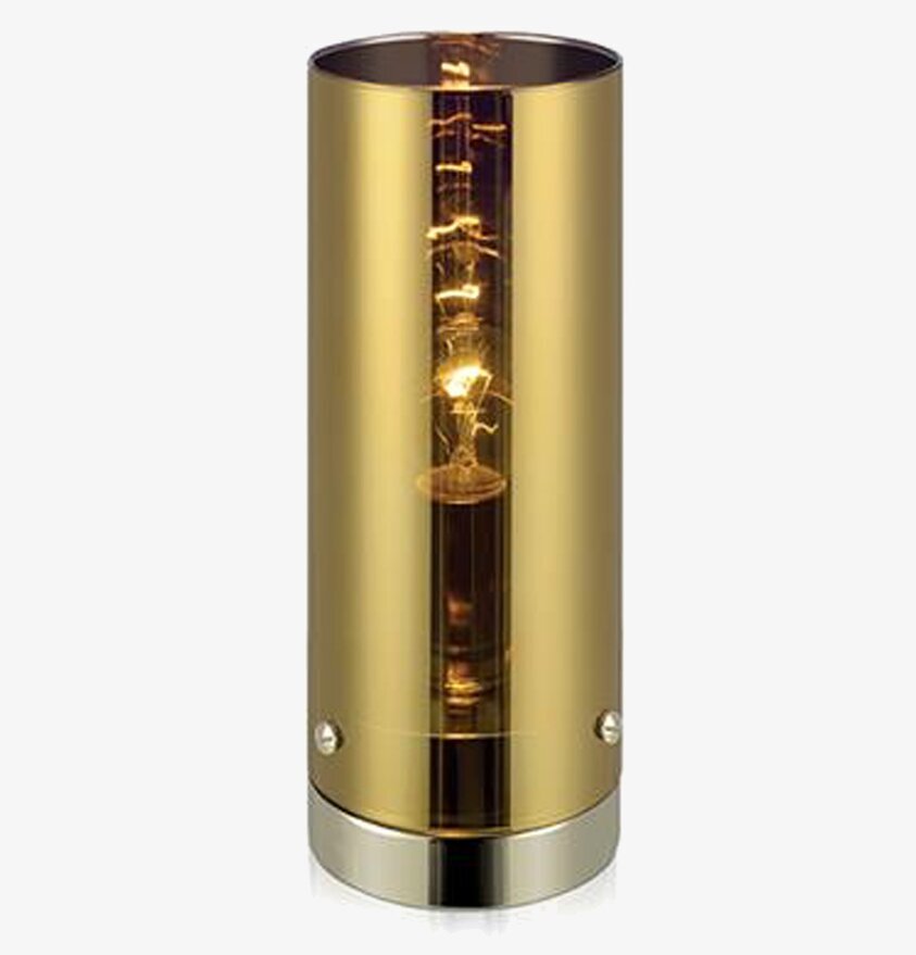 Storm Bordslampa Guld 9 från Markslöjd på neutral bakgrund