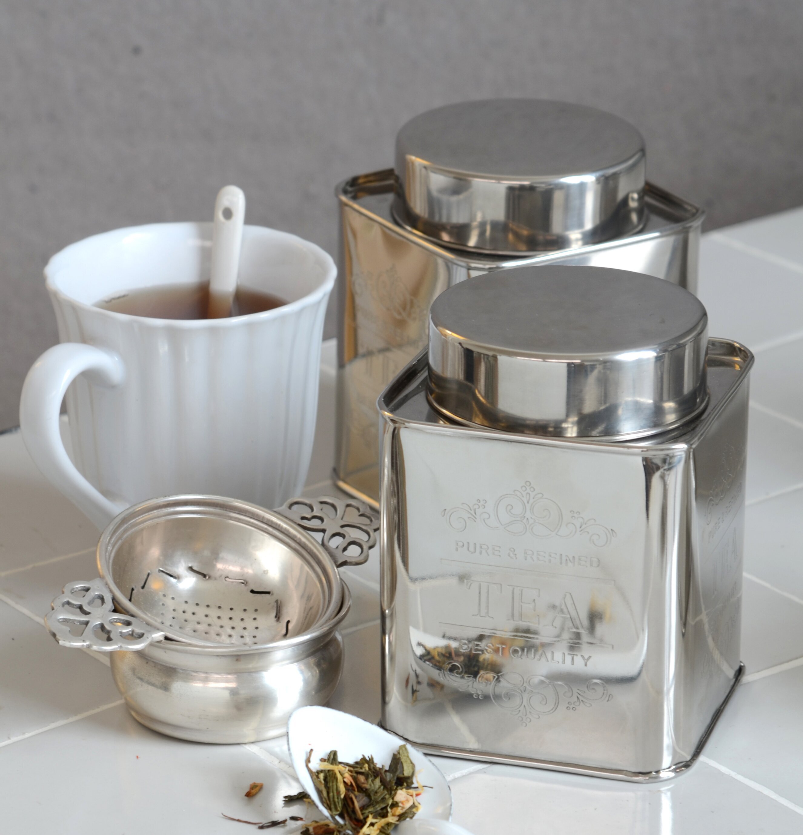 Metallburk Tea från IB Laursen med reflekterande yta