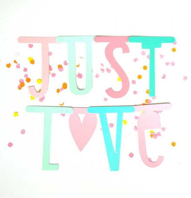 Letter Banner Pastell från A Little Lovely Company med konfetti