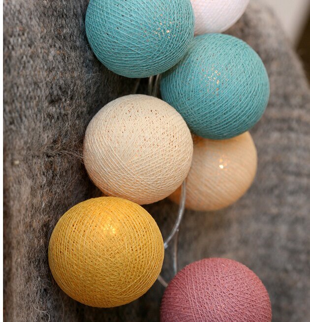 Ljusslinga Kopenhagen 35 från Happy Lights i färgglada toner