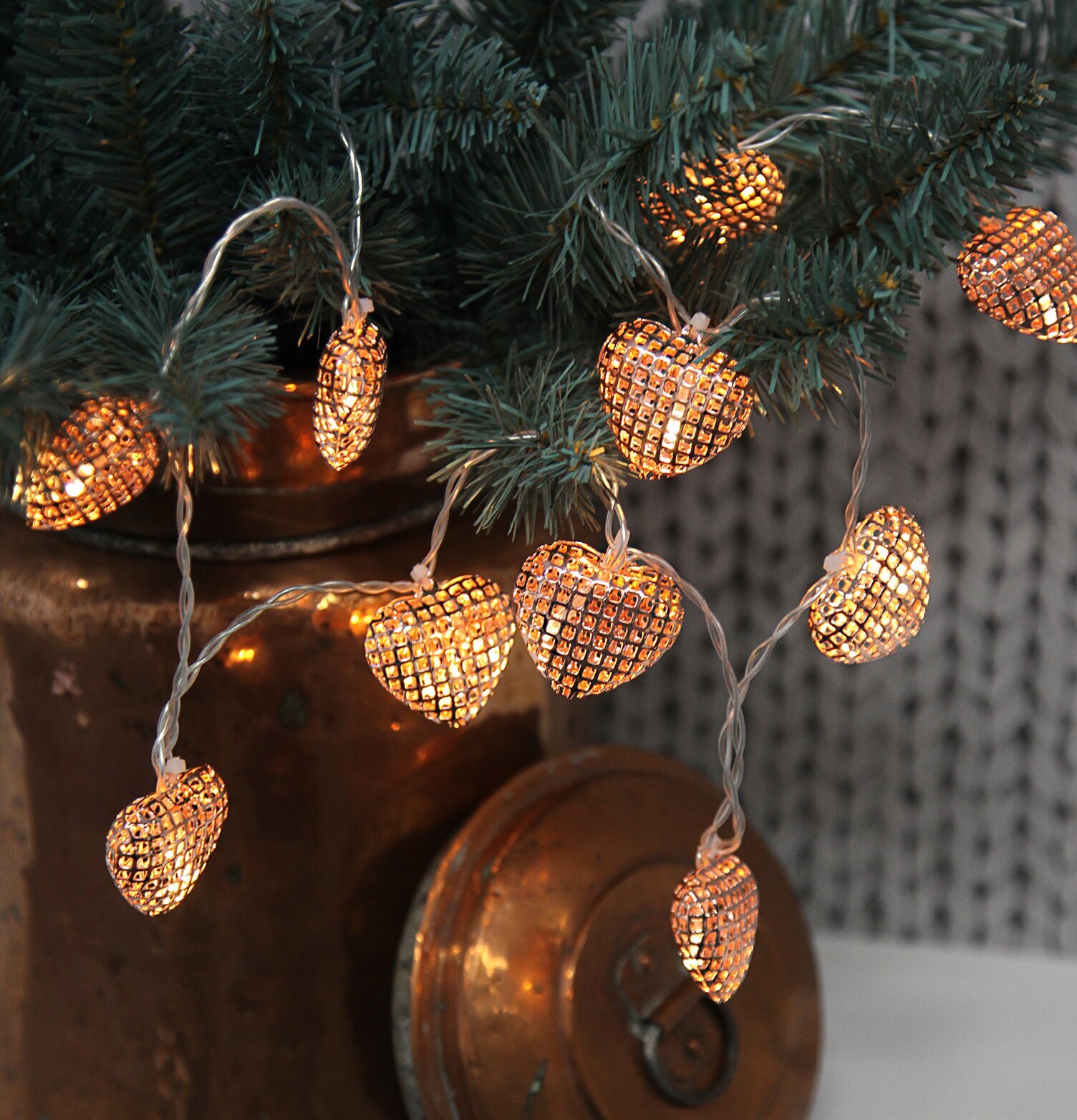 Ljusslinga Hjärtan Koppar från Star Trading med grangrenar