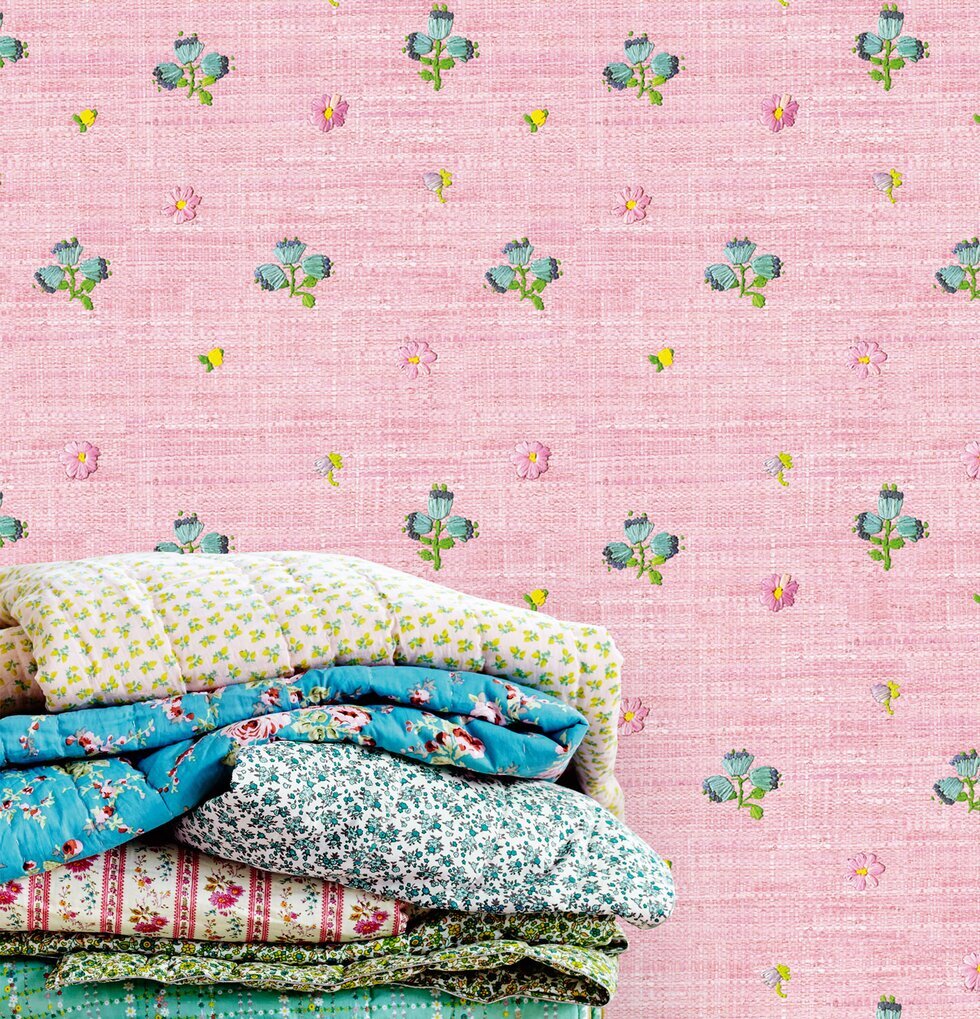 Tapet Raffia Pink från Rice med blommor och fjärilar
