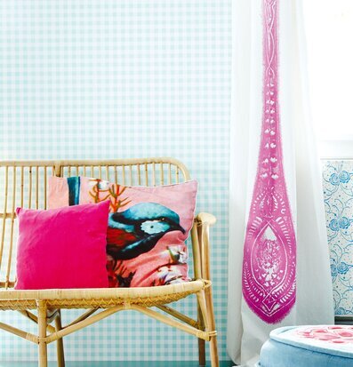 Tapet Rice från Rice med ljusblått och vitt rutmönster