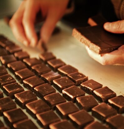 Chokladstrut I Love You från Åre Chokladfabrik i produktion