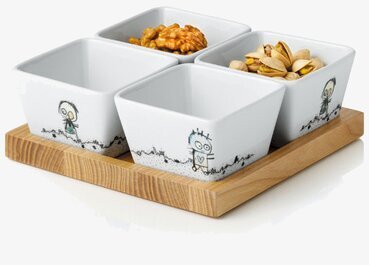 Brickset Be Friends från Poul Pava med skålar och träftallrik