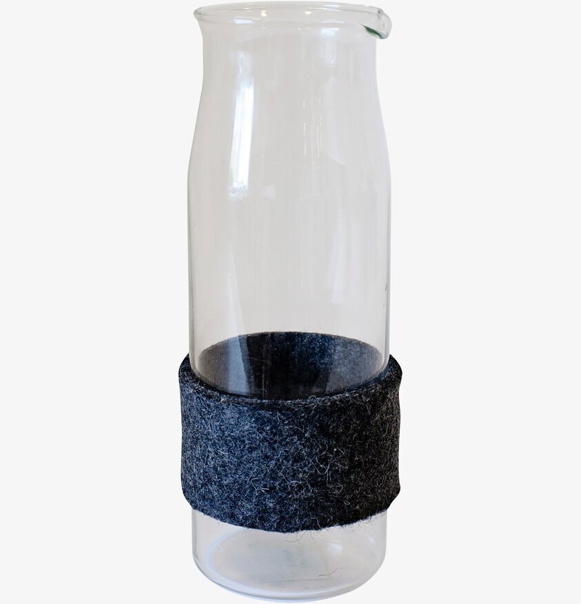 Karaff Med Filtomslag från Ernst i klart glas och mörk filt