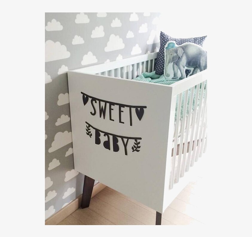 Letter Banner Black från A Little Lovely Company på barnsäng