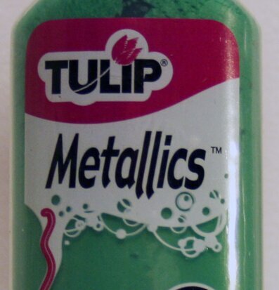 Tulip Metallic 3D - Grön från Tulip med röd kork och etikett