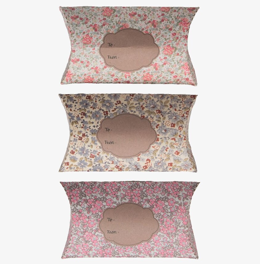 Gift Box Vintage Floral från Sass & Belle med blommönster