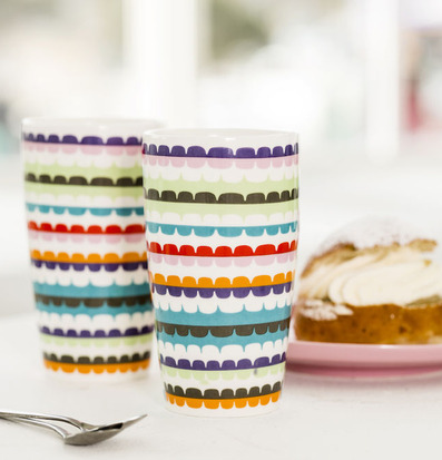 POP Lattemugg Med Sked 2-Pack från Sagaform i ljus miljö