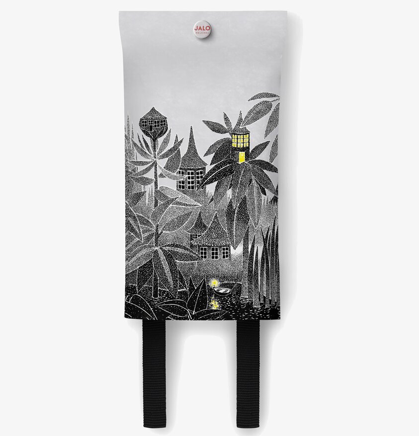 Brandfilt Mumin Nightfall från Jalo i dekorativt fodral