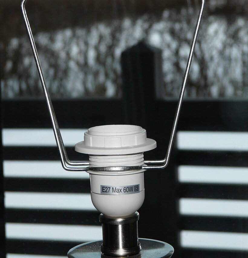 Lampskärmsfäste från Kehikkotuote Finland i inomhusmiljö