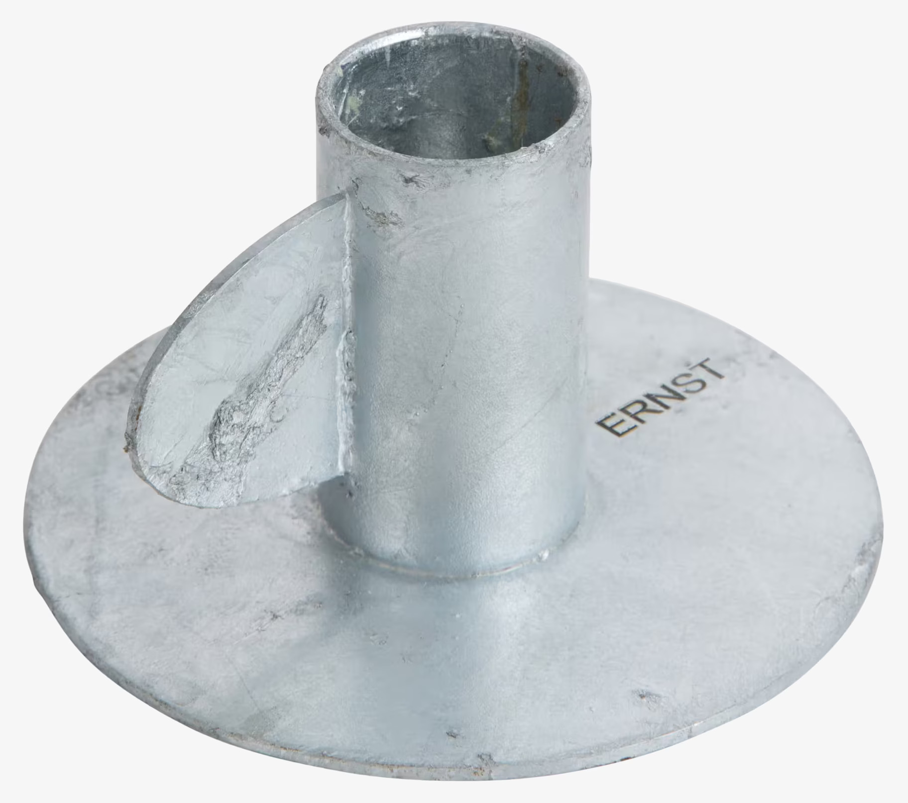 Ljusstake Ernst från Ernst i metall på en neutral bakgrund