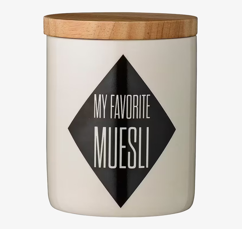 Porslinsburk Med Lock Muesli från Bloomingville i kök