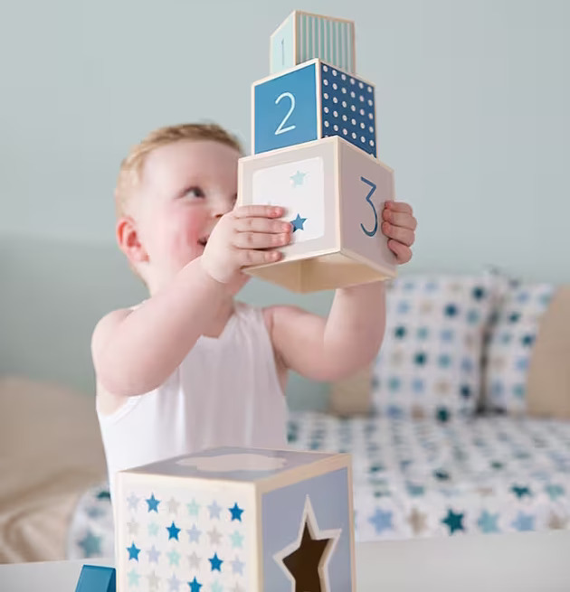 Stapeltorn - Mixed Stars från Little Dutch i barnkammare