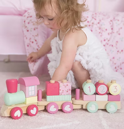 Leksakståg - Pink Blossom från Little Dutch i lekfull miljö