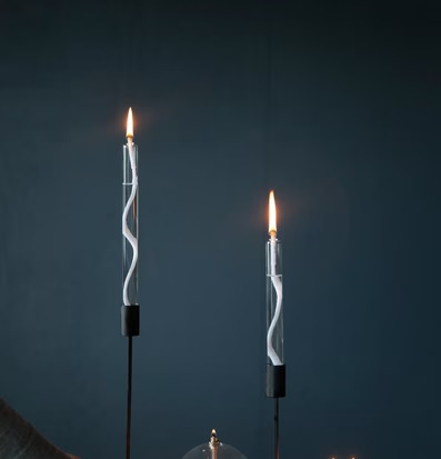 ALS Ljus 18 CM från Storefactory på rustikt trägolv