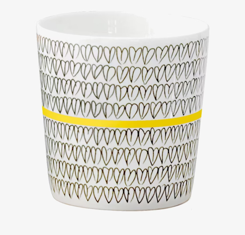 Kopp Yellow Heart 2-Pack från Mette Ditmer med hjärtmönster