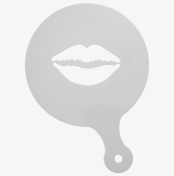 Bild av stencil för dekorativa mönster på kaffe latte