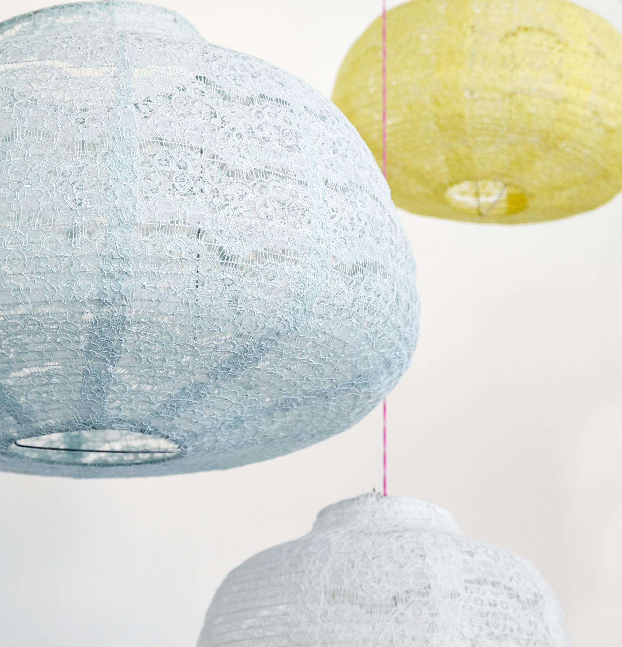 Lampskärm Mint Lace från Rice, mintgrön med spetsmönster