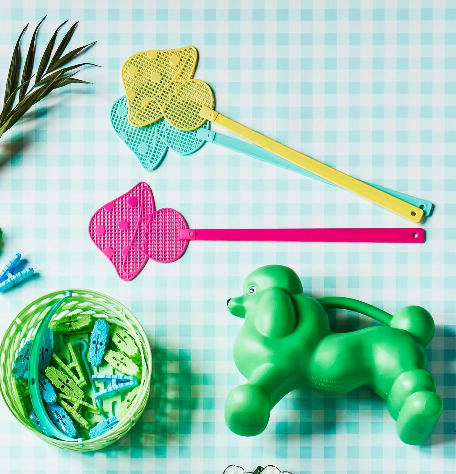 Klädnypor Med Korg Grön från Rice med färgglada detaljer