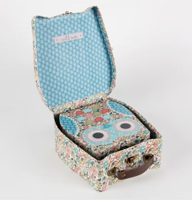 Resväska 2-Pack Clara från Sass & Belle i blommig design