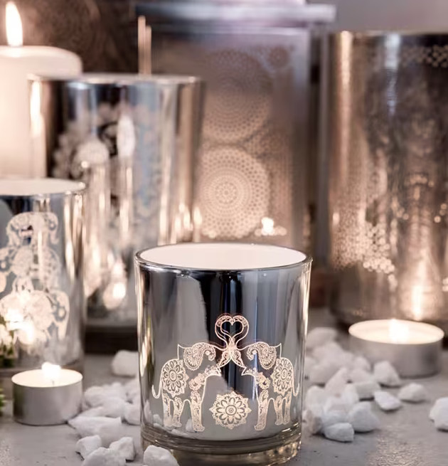 Ljuslykta Elephant Love från Majas Cottage med elefantmotiv