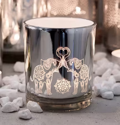 Ljuslykta Elephant Love från Majas Cottage med elefantmotiv