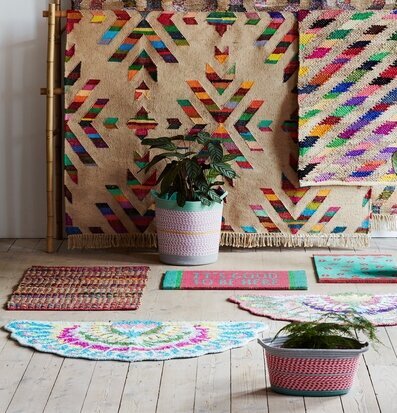 Bomullsmatta RICE från Rice med färgglatt geometriskt mönster