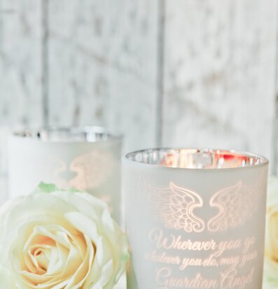 Guardian Angel - Majas Cottage från Majas Cottage med rosor