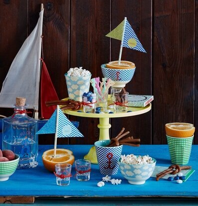 Liten Skål Sailor Stripe & Anchor Print från Rice i nautisk miljö