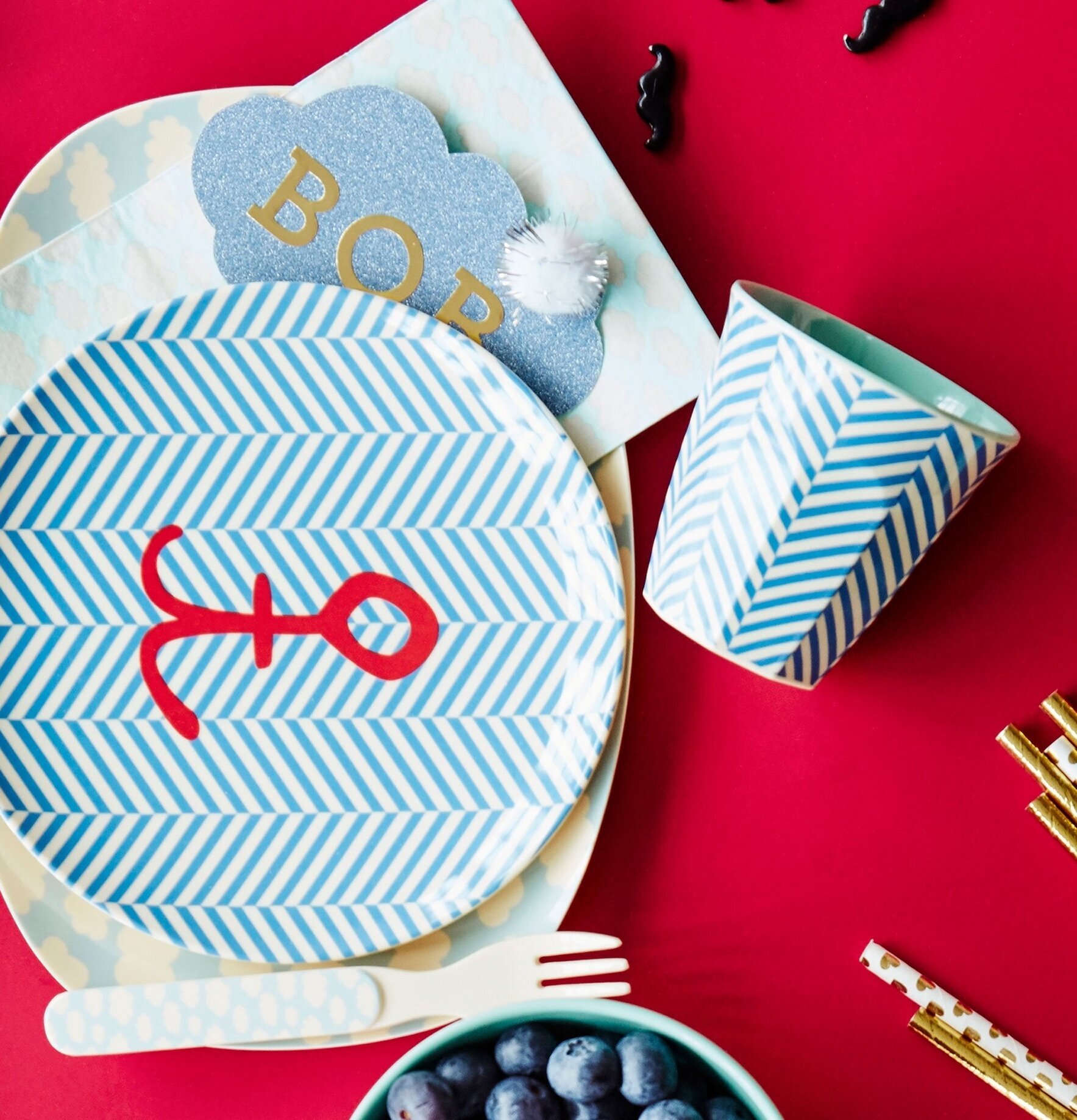 Assiette Sailor & Anchor Print från Rice med nautiskt tema