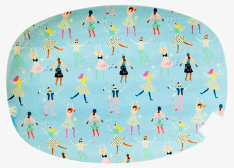 Liten Tallrik Dancers Print från Rice med färgglada dansare