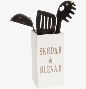 Trälåda Skedar & Slevar från Different Design i vit trä