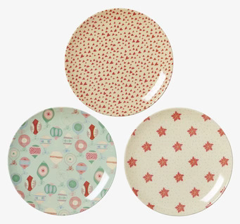 Desserttallrik Julgranskulor från Rice i tre olika designer