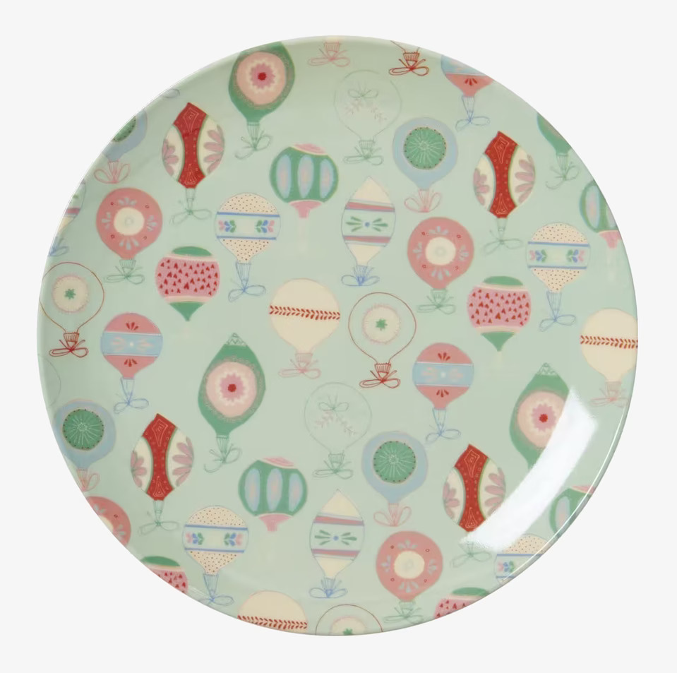 Desserttallrik Julgranskulor från Rice med festligt mönster